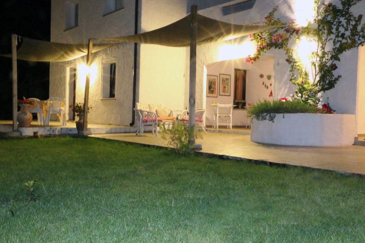 Bnb Anacleto Bassacutena Buitenkant foto